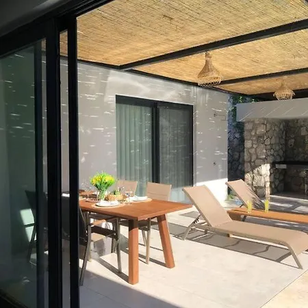 La Vella Villa *